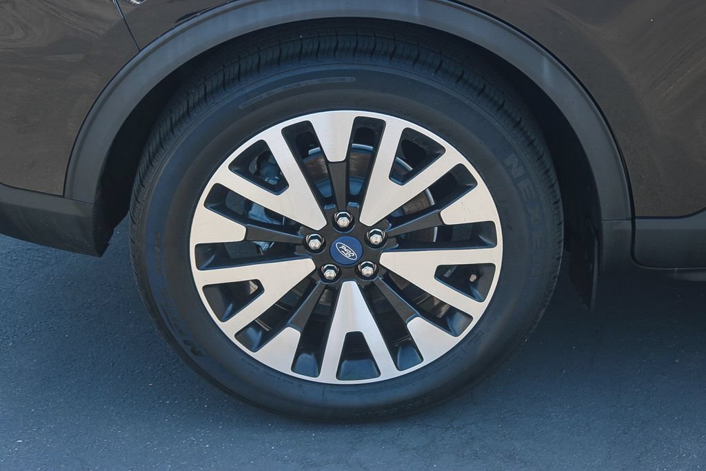 Used 2020 Ford Escape SE Sport FWD image 13