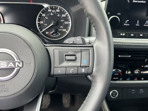 Certified 2023 Nissan Rogue SL w/ SL Premium Package FWD image 11