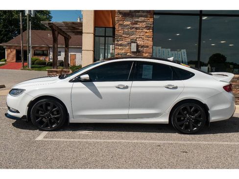 Used 2016 Chrysler 200 C w/ Navigation & Sound Group I AWD/4WD image 6