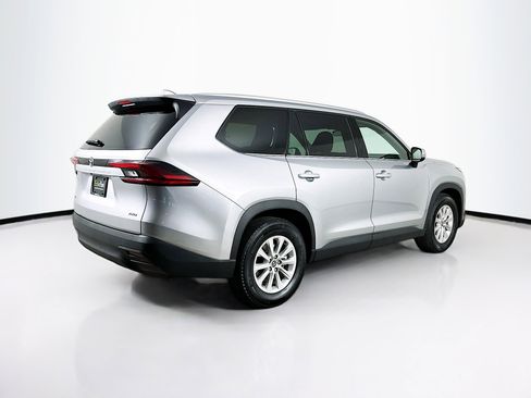 Used 2025 Toyota Grand Highlander AWD image 9