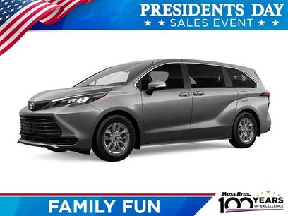 New 2026 Toyota Sienna LE