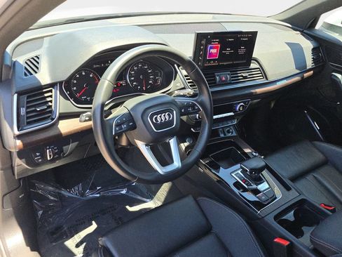 Used 2023 Audi Q5 2.0T Premium w/ Convenience Package AWD/4WD image 16