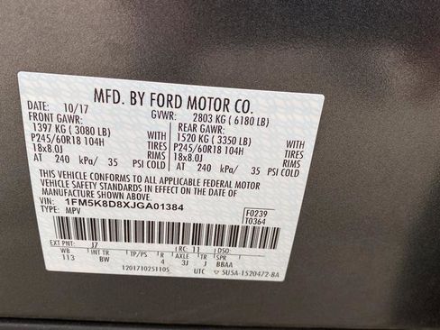 Used 2018 Ford Explorer XLT w/ Equipment Group 202A AWD/4WD image 28