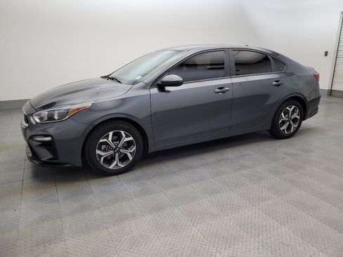 Used 2021 Kia Forte LXS FWD image 2
