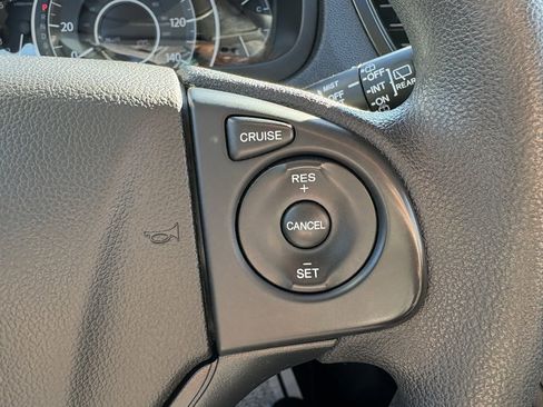 Used 2016 Honda CR-V SE image 19