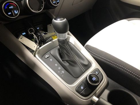 New 2026 Hyundai Venue SEL image 33