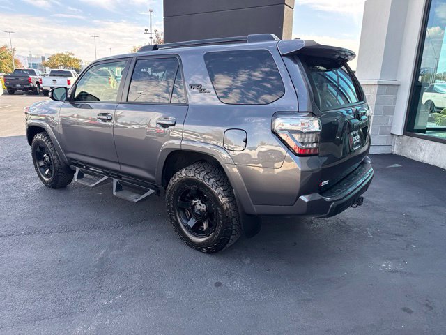 Used 2023 Toyota 4Runner TRD Off-Road Premium w/ Off Road Premium Plus Package AWD/4WD image 4