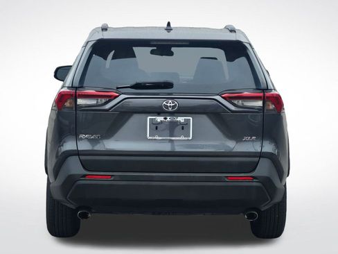 Used 2019 Toyota RAV4 XLE image 24