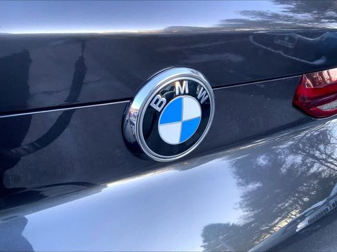 Used 2022 BMW X6 xDrive40i w/ Climate Comfort Package image 33