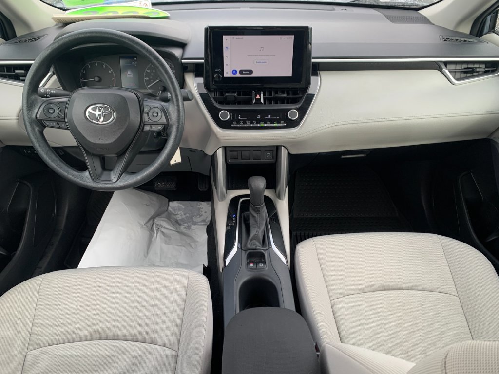 Used 2023 Toyota Corolla Cross L AWD/4WD image 16
