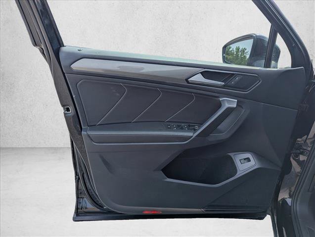 Used 2024 Volkswagen Tiguan Wolfsburg Edition FWD image 20