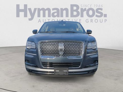 Used 2024 Lincoln Navigator Reserve image 8