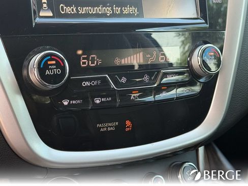 Used 2016 Nissan Murano Platinum w/ Platinum Technology Package FWD image 28