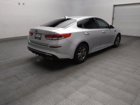 Used 2019 Kia Optima LX FWD image 9