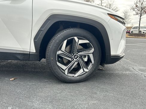 Used 2022 Hyundai Tucson Limited image 32