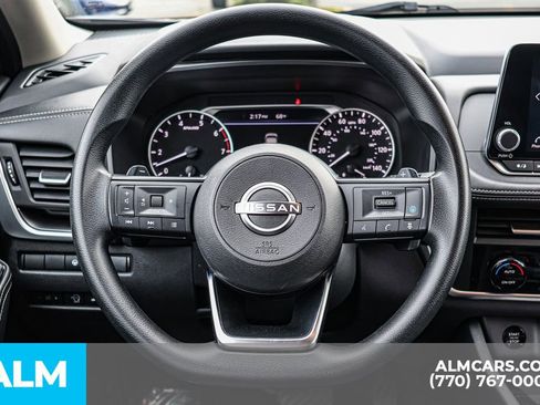 Used 2024 Nissan Rogue SV image 33
