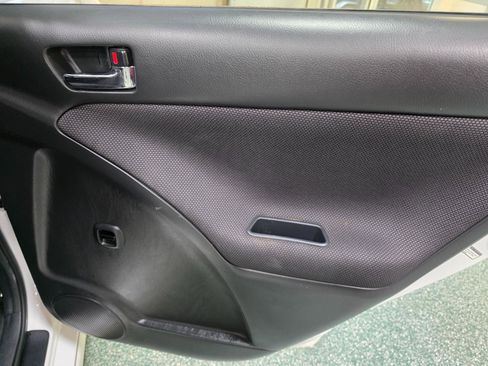 Used 2004 Toyota Matrix AWD image 23