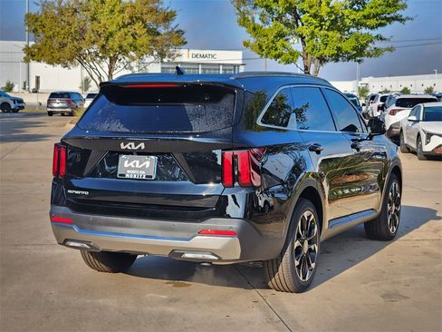 New 2026 Kia Sorento EX w/ EX Premium Package image 4