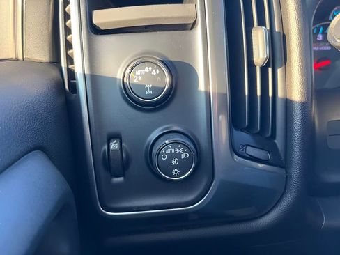 Used 2017 Chevrolet Silverado 1500 LT w/ All Star Edition AWD/4WD image 21