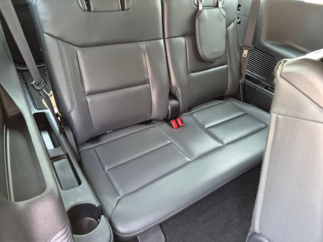 Used 2025 Ford Explorer Active w/ Active Comfort Package AWD/4WD image 31