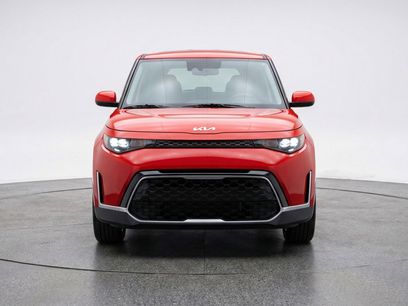 Used 2025 Kia Soul LX w/ LX Technology Package