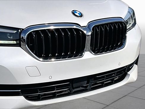 Used 2022 BMW 530i w/ Executive Package RWD image 26