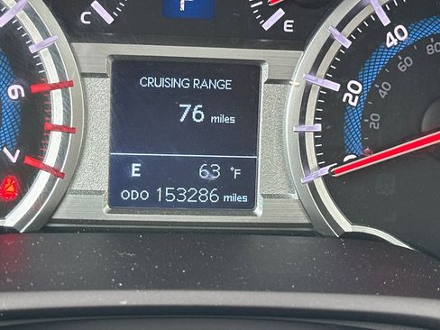 Used 2018 Toyota 4Runner Limited image 34