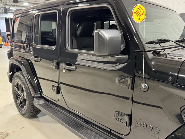 Used 2023 Jeep Wrangler Unlimited Sahara AWD/4WD image 7