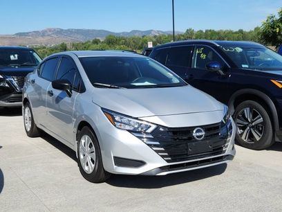 Used 2025 Nissan Versa S w/ Trunk Package