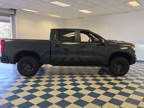 New 2026 Chevrolet Silverado 1500 ZR2 image 10