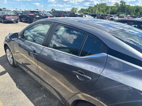 Used 2025 Nissan Sentra S FWD image 15