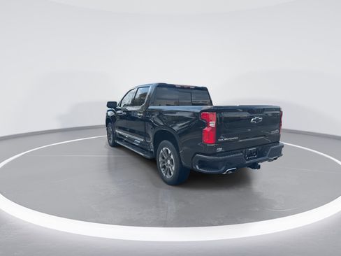 Certified 2024 Chevrolet Silverado 1500 High Country w/ Technology Package image 7