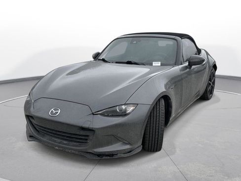 Used 2020 MAZDA MX-5 Miata Club image 2