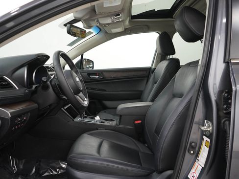 Used 2018 Subaru Outback 2.5i Limited AWD/4WD image 24