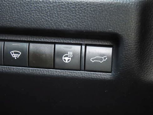 Used 2019 Toyota RAV4 XLE w/ Convenience Package AWD/4WD image 24