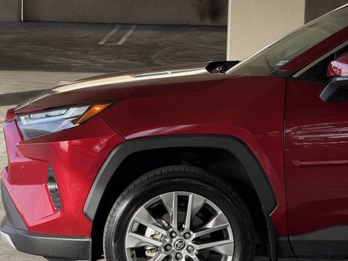 Used 2023 Toyota RAV4 Limited image 13