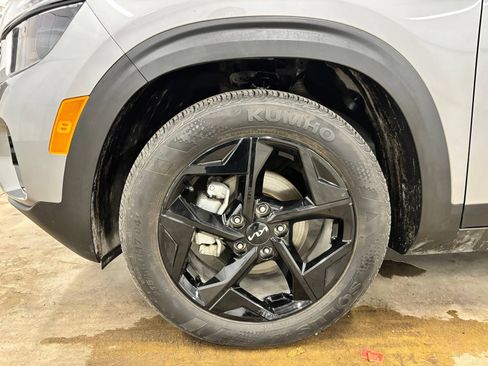 Used 2026 Kia Seltos EX w/ EX Sunroof Package FWD image 9