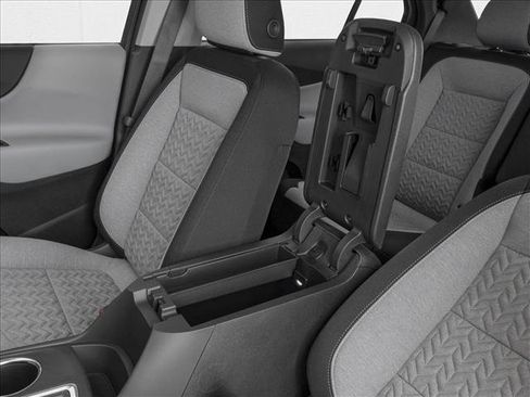 New 2024 Chevrolet Equinox Premier AWD/4WD image 10