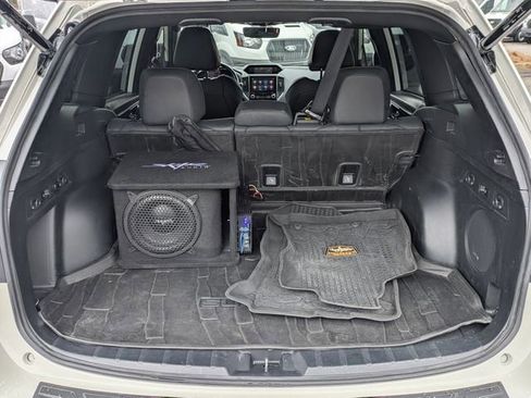 Used 2022 Subaru Forester Wilderness image 9