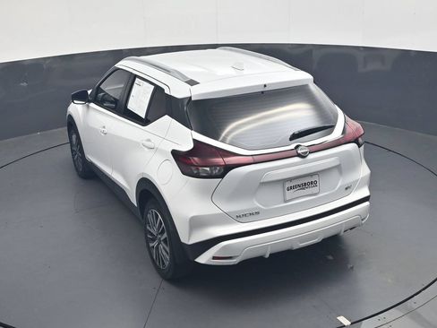 Used 2024 Nissan Kicks SV FWD image 37