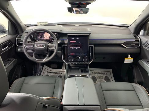 New 2026 GMC Acadia AT4 w/ Luxury Package image 23