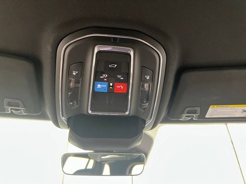 Used 2025 Jeep Grand Cherokee Altitude AWD/4WD image 66