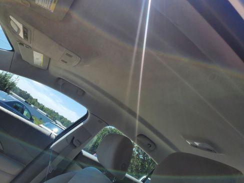 Used 2010 Buick LaCrosse CX FWD image 16