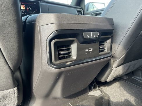 Used 2024 GMC Sierra 1500 AT4 w/ Technology Package image 26