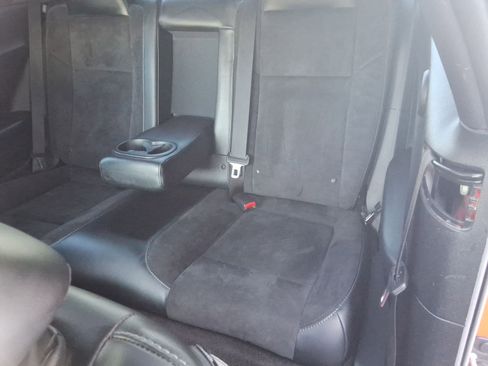 Used 2016 Dodge Challenger R/T Scat Pack w/ Leather Interior Group image 26