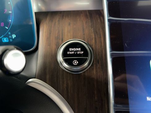 Certified 2026 Mercedes-Benz GLC 300 image 26