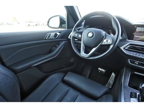 Used 2019 BMW X5 xDrive40i w/ Premium Package 2 AWD/4WD image 11