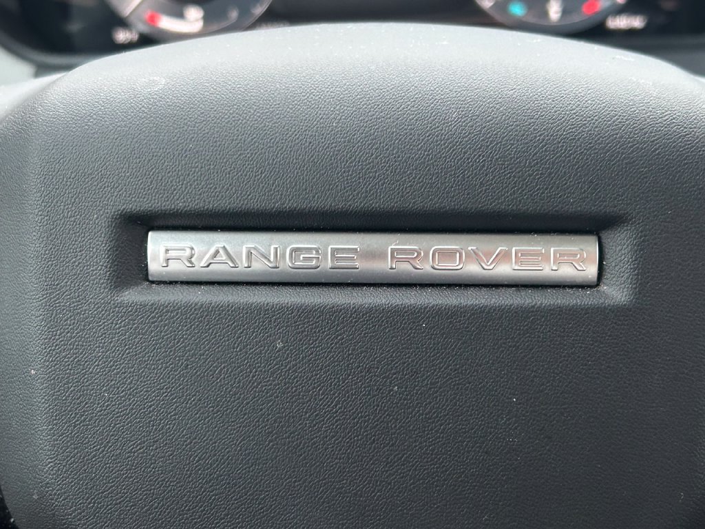 Used 2025 Land Rover Range Rover Velar Dynamic SE AWD/4WD image 40