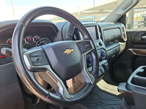 Used 2022 Chevrolet Silverado 2500 LT w/ Fleet Comfort Package AWD/4WD image 10