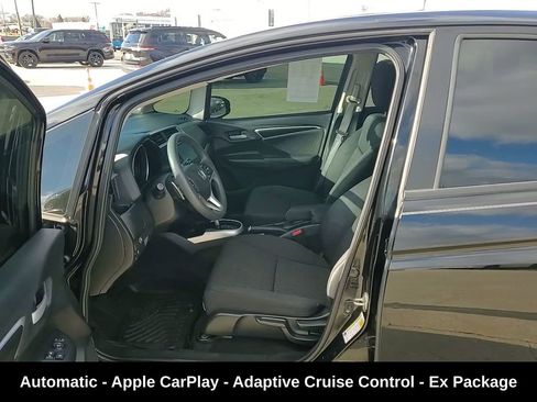 Used 2018 Honda Fit EX image 13